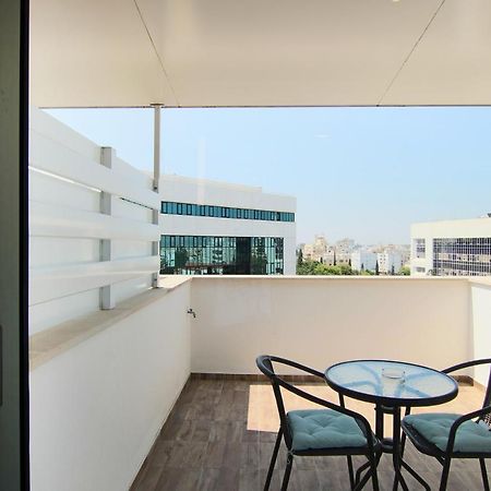 Phaedrus Living: Luxury Suite Nicosia 505 Εξωτερικό φωτογραφία